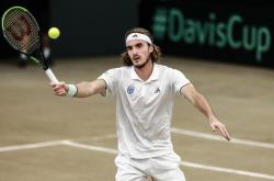 开云体育在线-法国网球队碾压英国网球队，西西帕斯惊艳世界