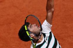 开云体育在线-美国网球队险胜法国网球队，阿尔卡拉斯三分雨点燃全场的简单介绍