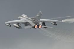 开云体育app-当欧冠遇上CBA，猛龙用窒息攻防书写辽宁战役史诗