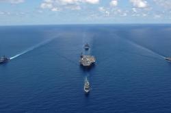 开云体育APP下载-跨越时空的王牌对决，当芝加哥的拉文遇上广东的勇士