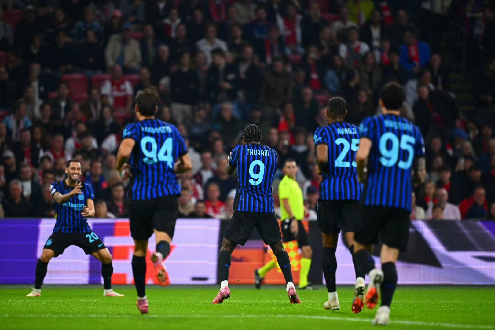 包含马德里竞技逆转切尔西,马尔基尼奥斯惊艳世界的词条 包含马德里竞技逆转切尔西,马尔基尼奥斯惊艳世界的词条