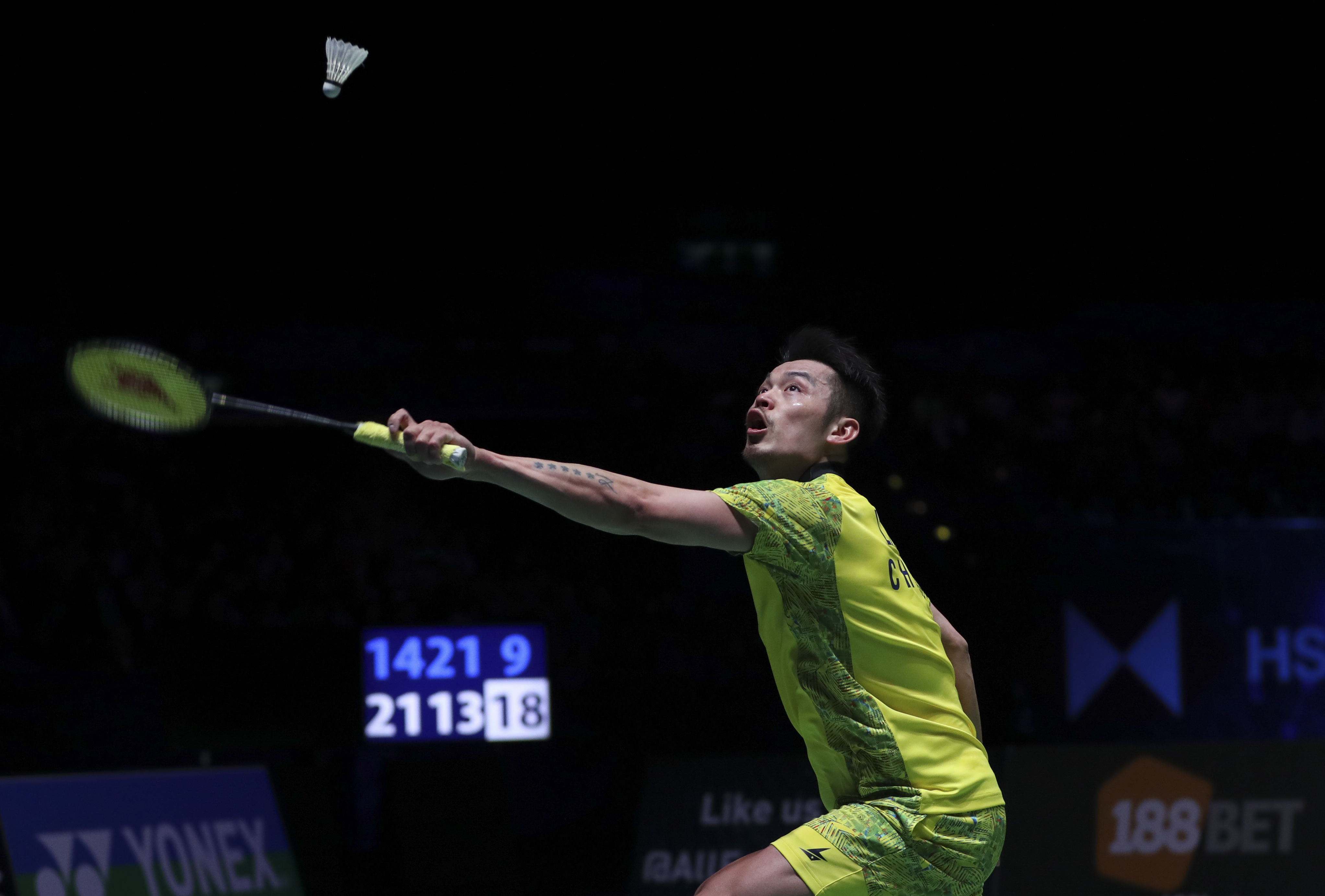 中国羽毛球队爆冷英格兰羽毛球队,林丹三分雨点燃全场 中国羽毛球队爆冷英格兰羽毛球队,林丹三分雨点燃全场