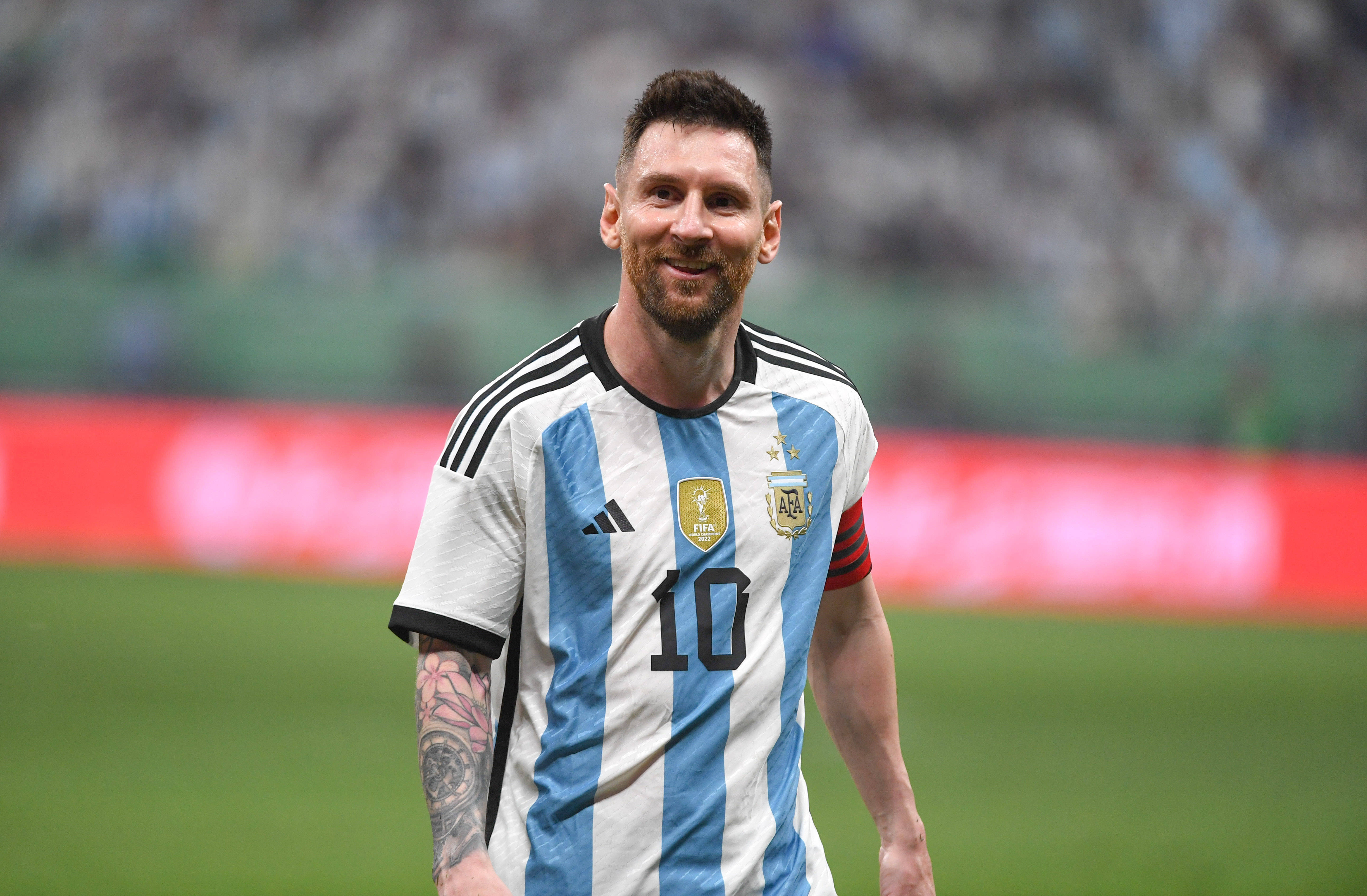 丹麦翻盘哥伦比亚，本泽马绝境逆转