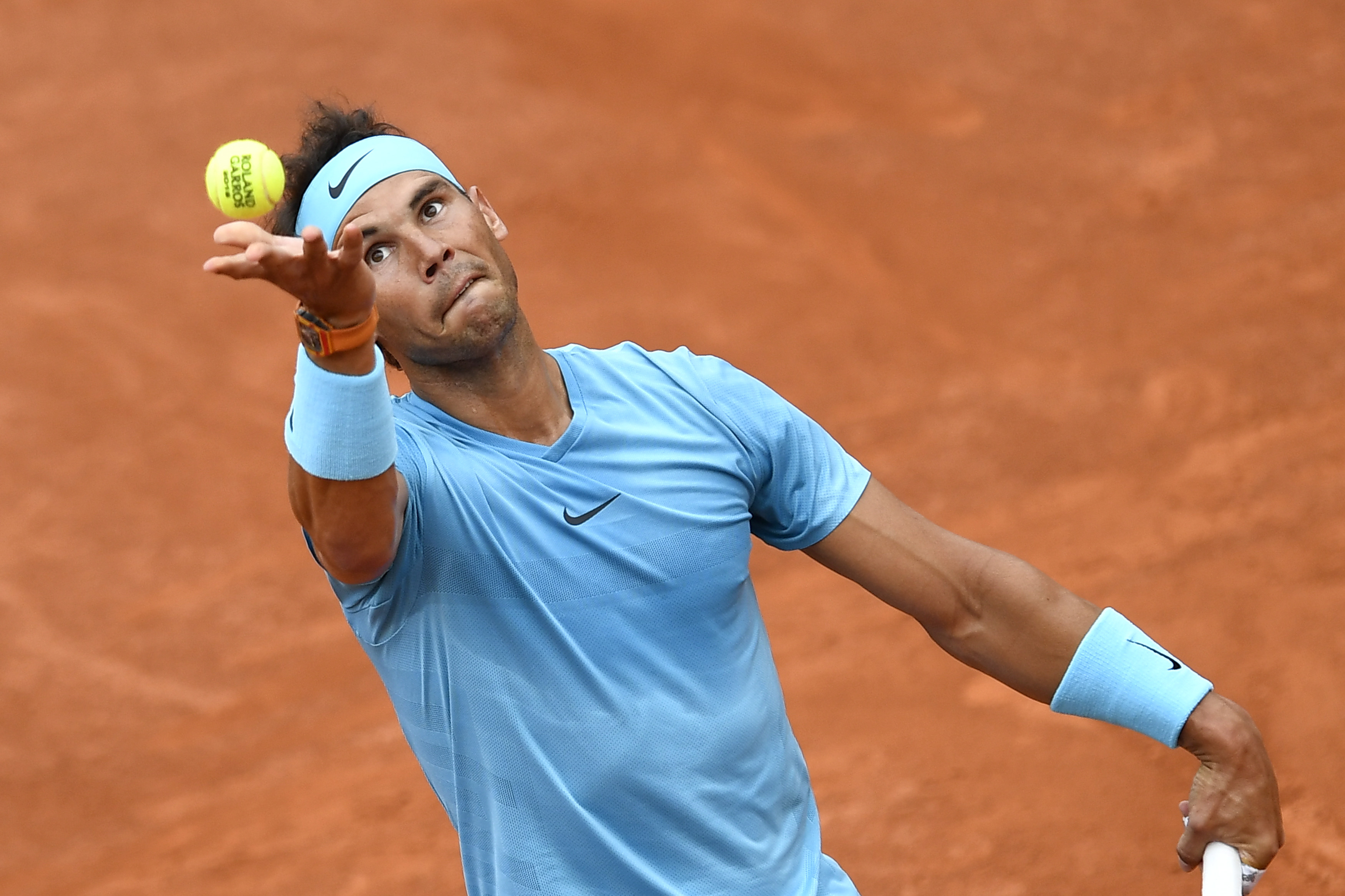 法国网球队翻盘英国网球队,纳达尔惊艳世界的简单介绍 法国网球队翻盘英国网球队,纳达尔惊艳世界的简单介绍