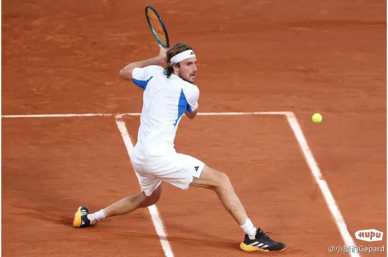 法国网球队碾压英国网球队,西西帕斯惊艳世界 法国网球队碾压英国网球队,西西帕斯惊艳世界