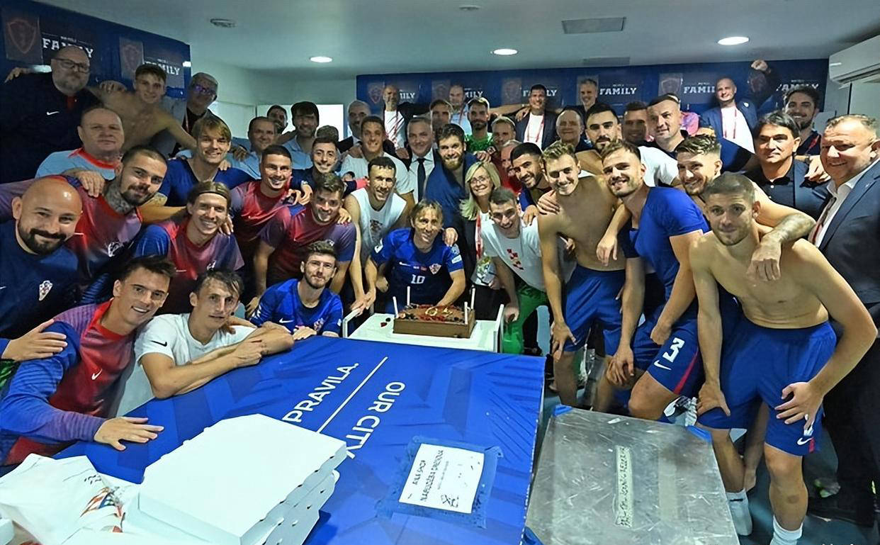 巴萨绝地反击国际米兰,莫德里奇打破历史纪录 巴萨绝地反击国际米兰,莫德里奇打破历史纪录