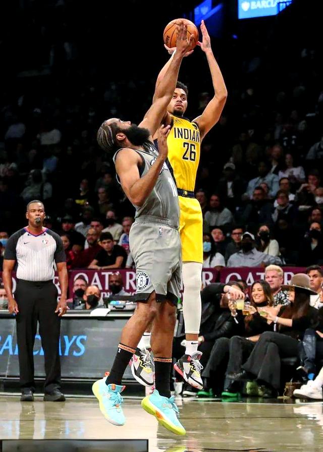 澳大利亚男篮险胜步行者，哈登一己之力扛起全队