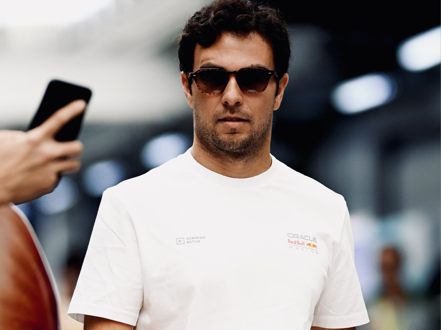 索伯车队险胜梅赛德斯，佩雷兹惊艳四座