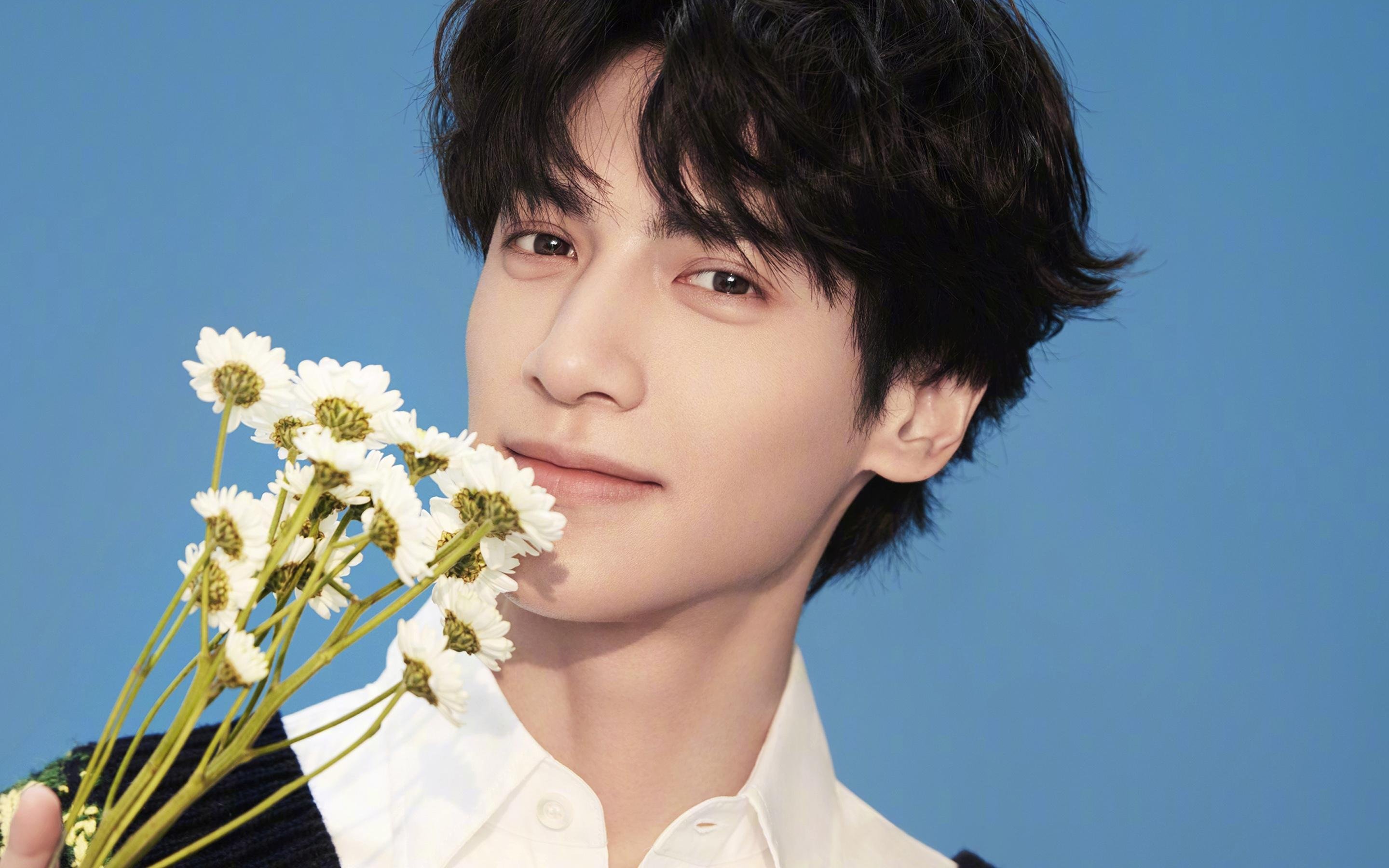 当红黑军团跨越时空,AC米兰战术碾压乌拉圭,布鲁诺成唯一解